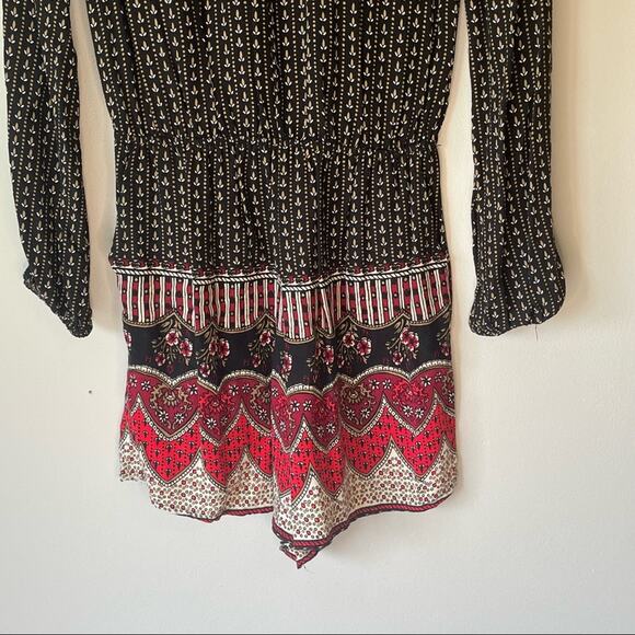 Hollister Black Patterned Long Sleeve Romper Size M - Picture 8 of 13